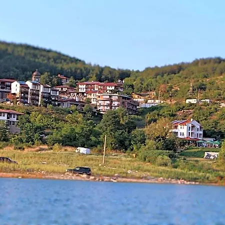 Family Saint Konstantin 3* Κάρτζαλι